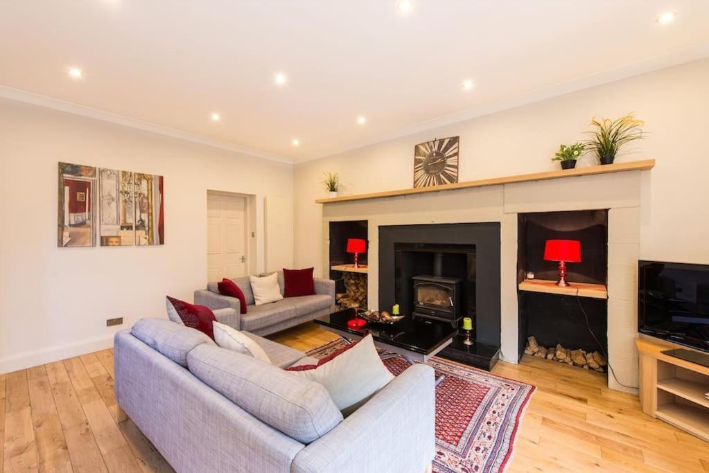 Self Catering , City Centre Apartment With Parking Édimbourg Extérieur photo