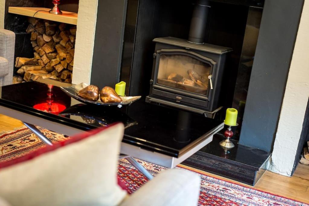 Self Catering , City Centre Apartment With Parking Édimbourg Extérieur photo